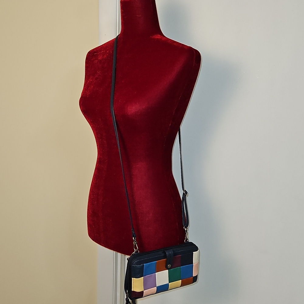 Le Sak Wristlet / Crossbody Bag - Picture 3 of 7